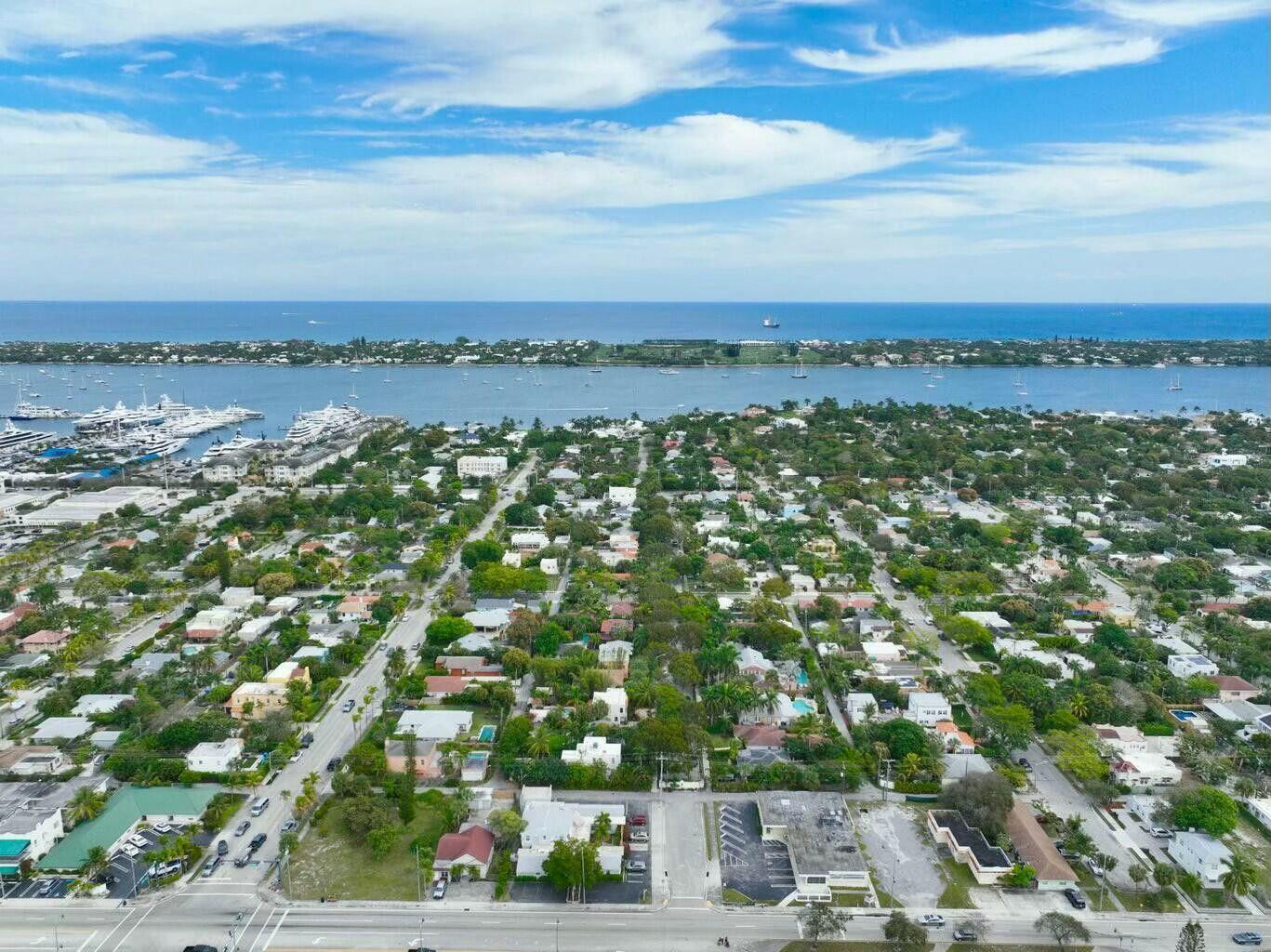 3608 Broadway Avenue Property Photo 1