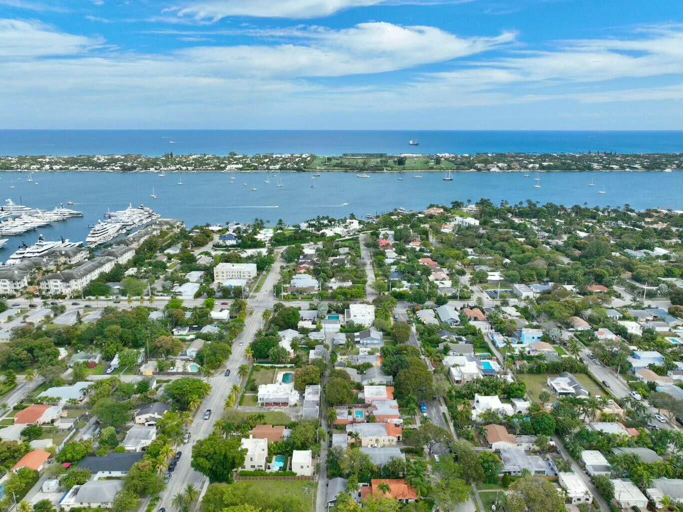 3608 Broadway Avenue Property Photo 2