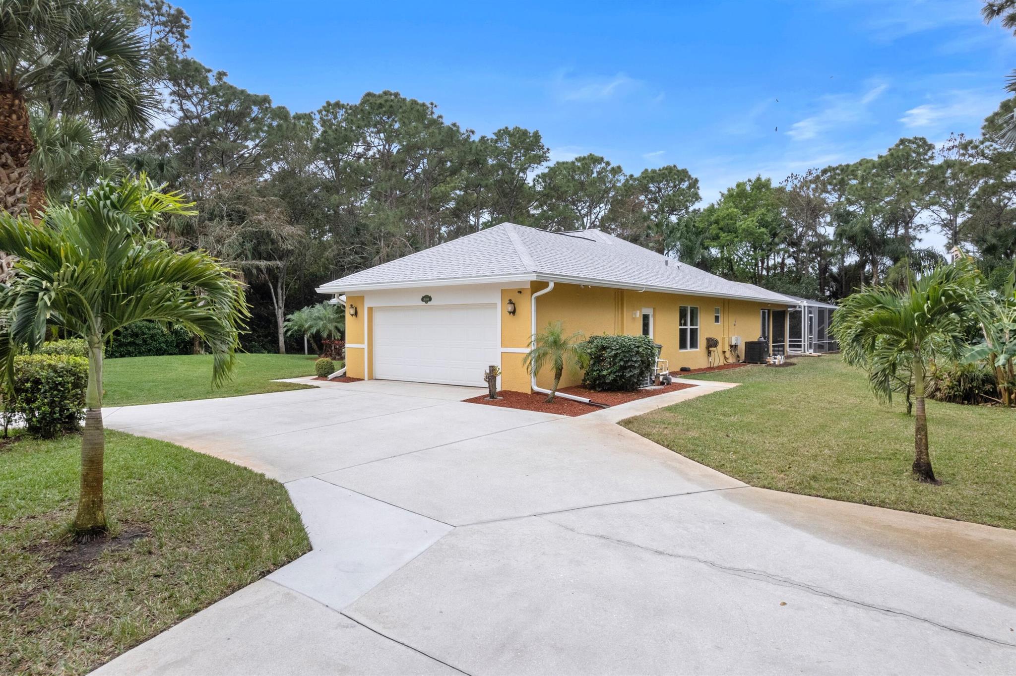 16146 78th Drive N Property Photo 9