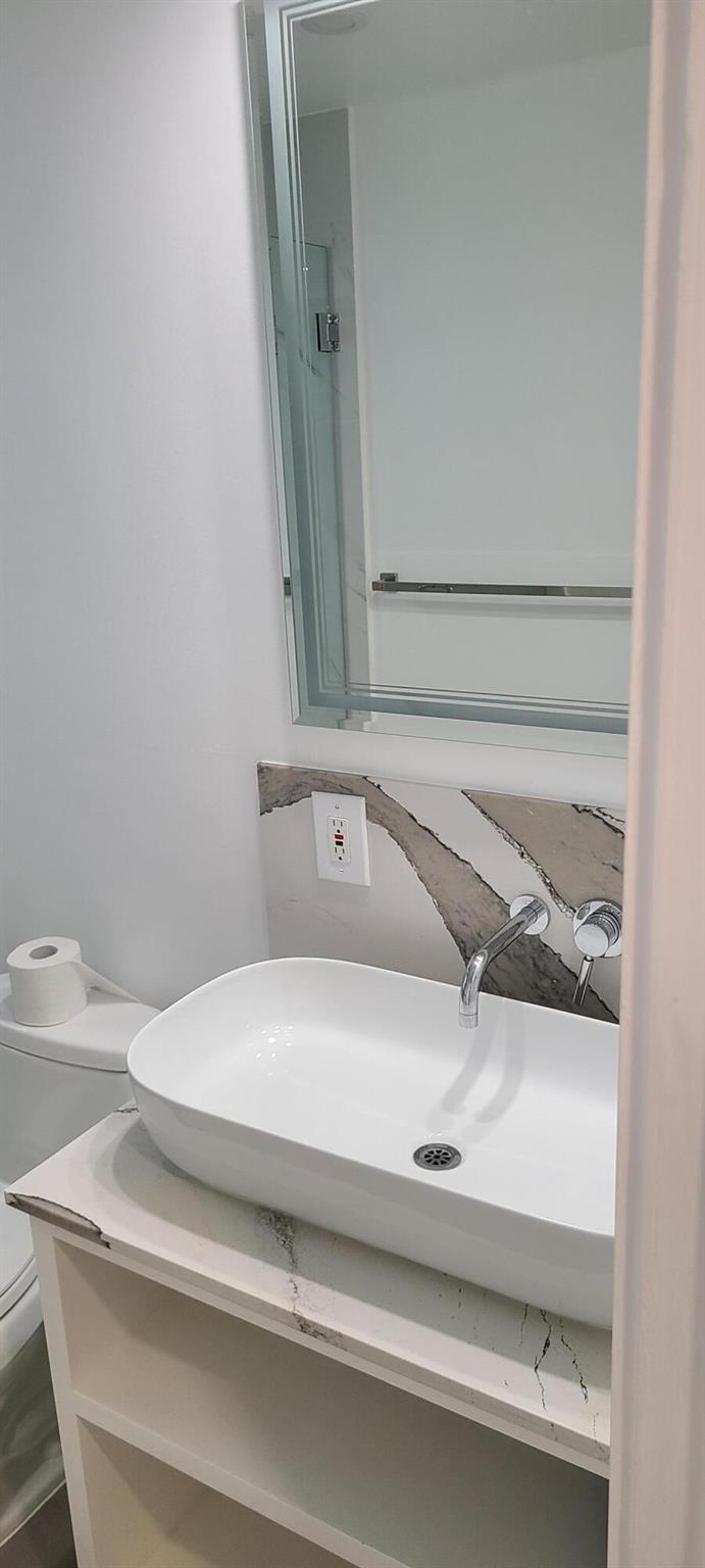 1001 Se 16th Street 1 Property Photo 6