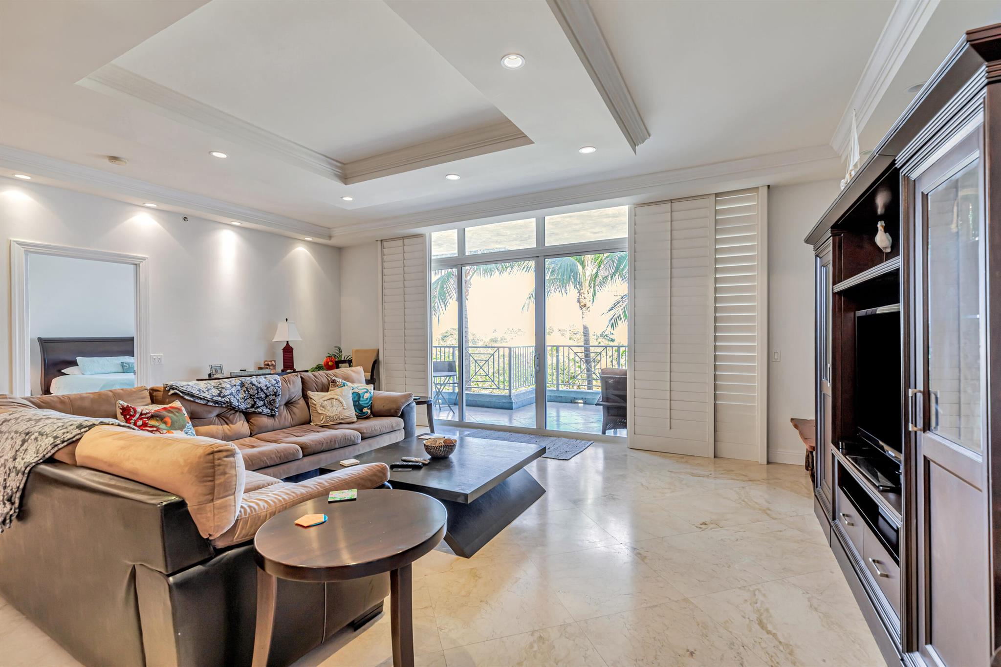 701 Se 21st Avenue 302 Property Photo 1