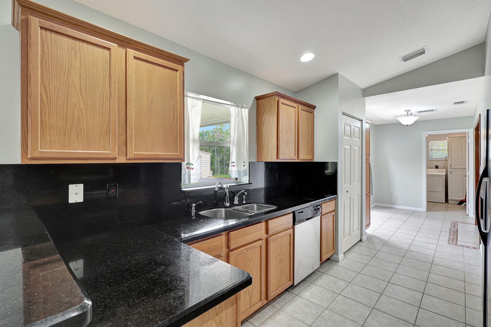12021 61st Street N Property Photo 18