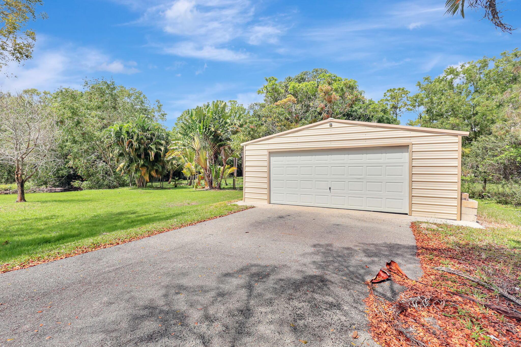 12021 61st Street N Property Photo 38
