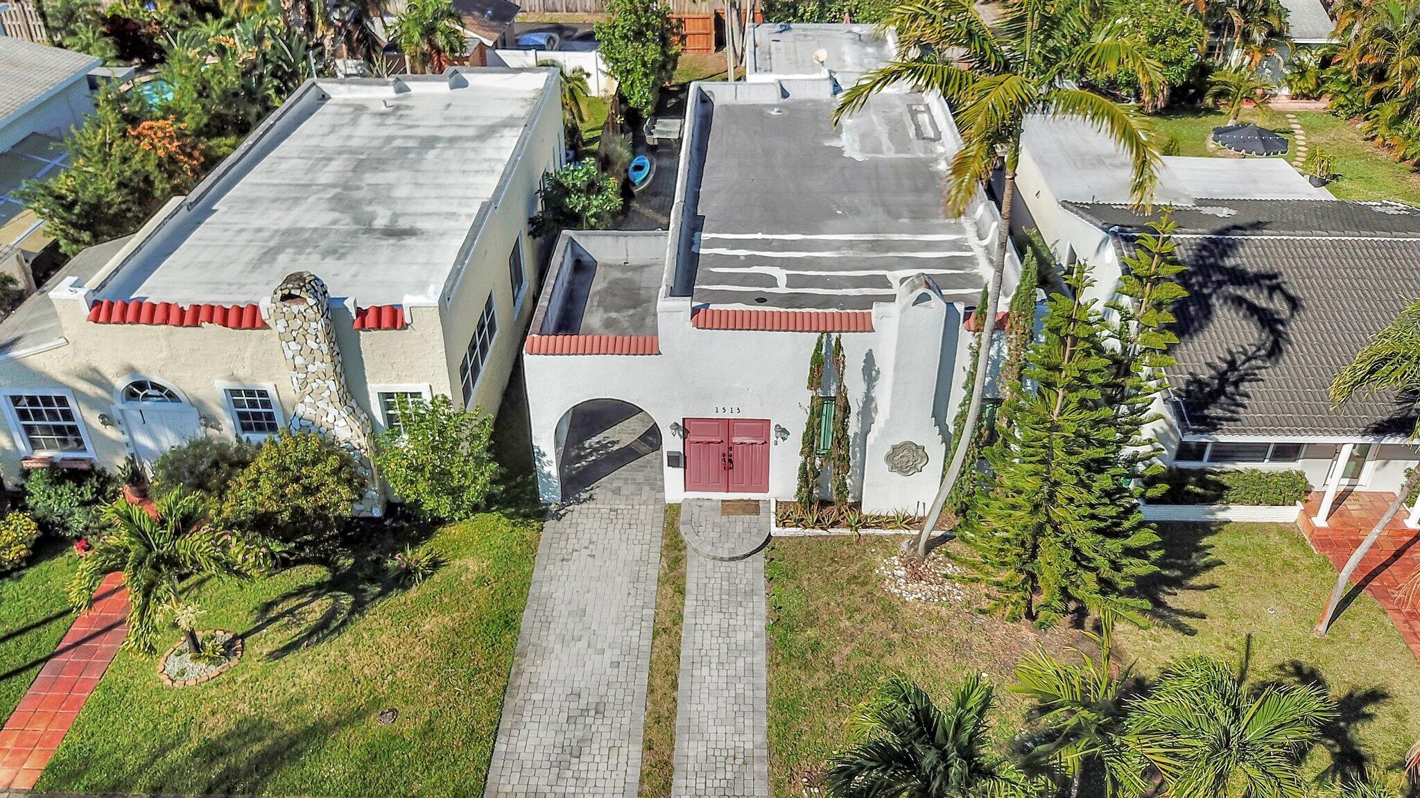 1513 Adams Street Property Photo 1