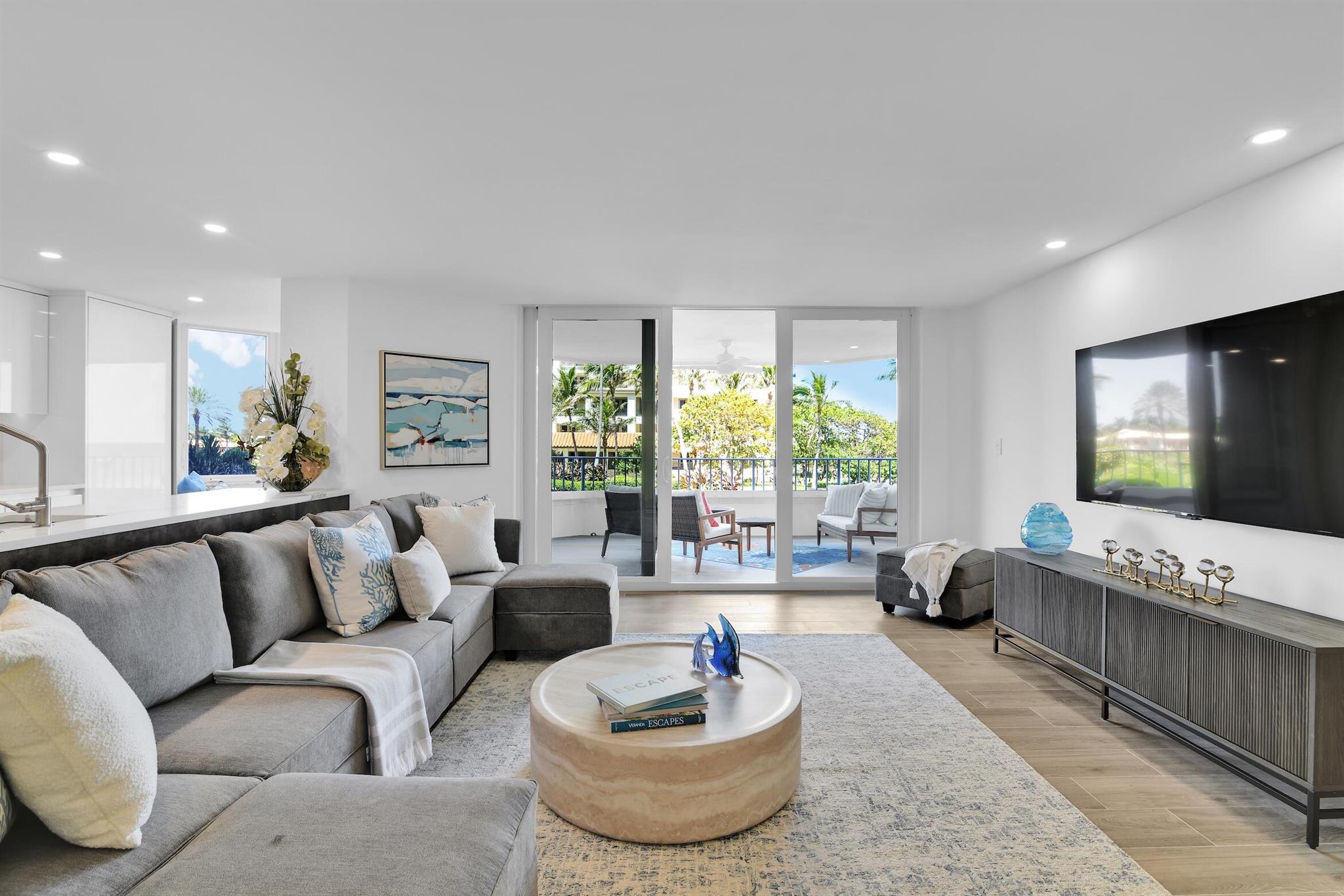 500 S Ocean Boulevard 303 Property Photo 8