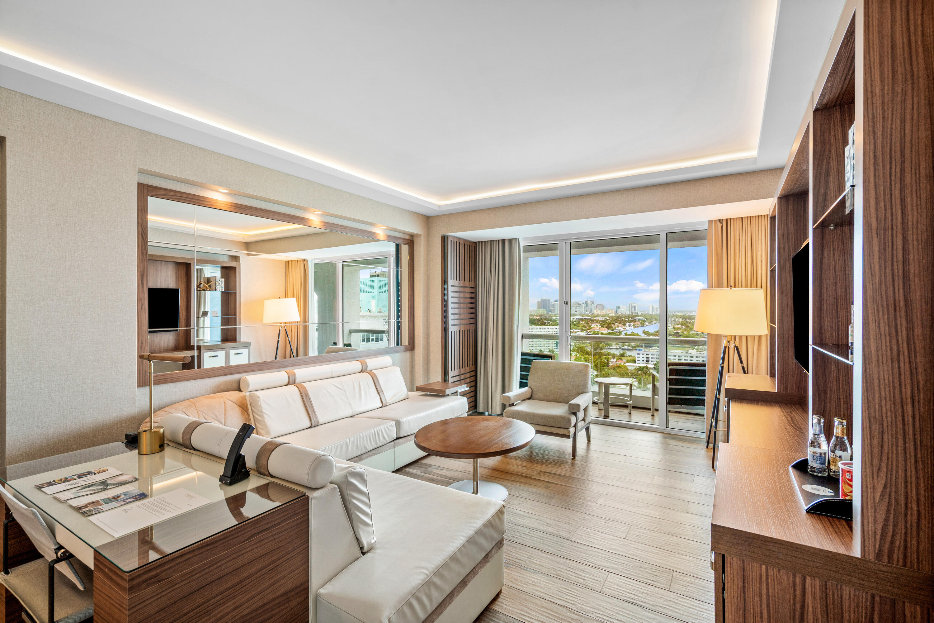 551 N Fort Lauderdale Beach Boulevard H1603 Property Photo 1
