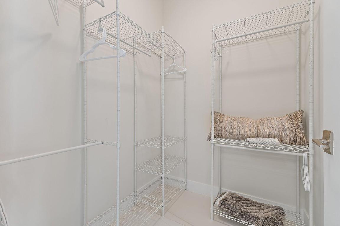 3100 N Ocean 906 Property Photo 24