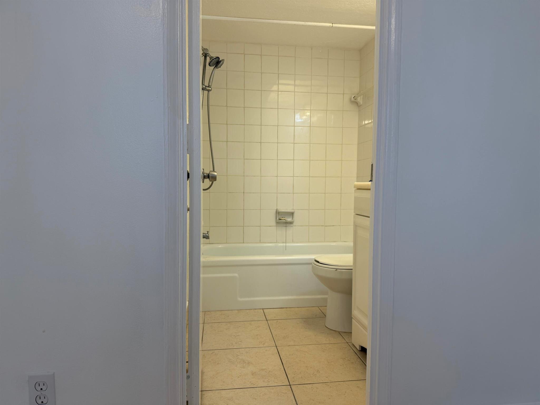 1731 Se 15th Street 201 Property Photo 16
