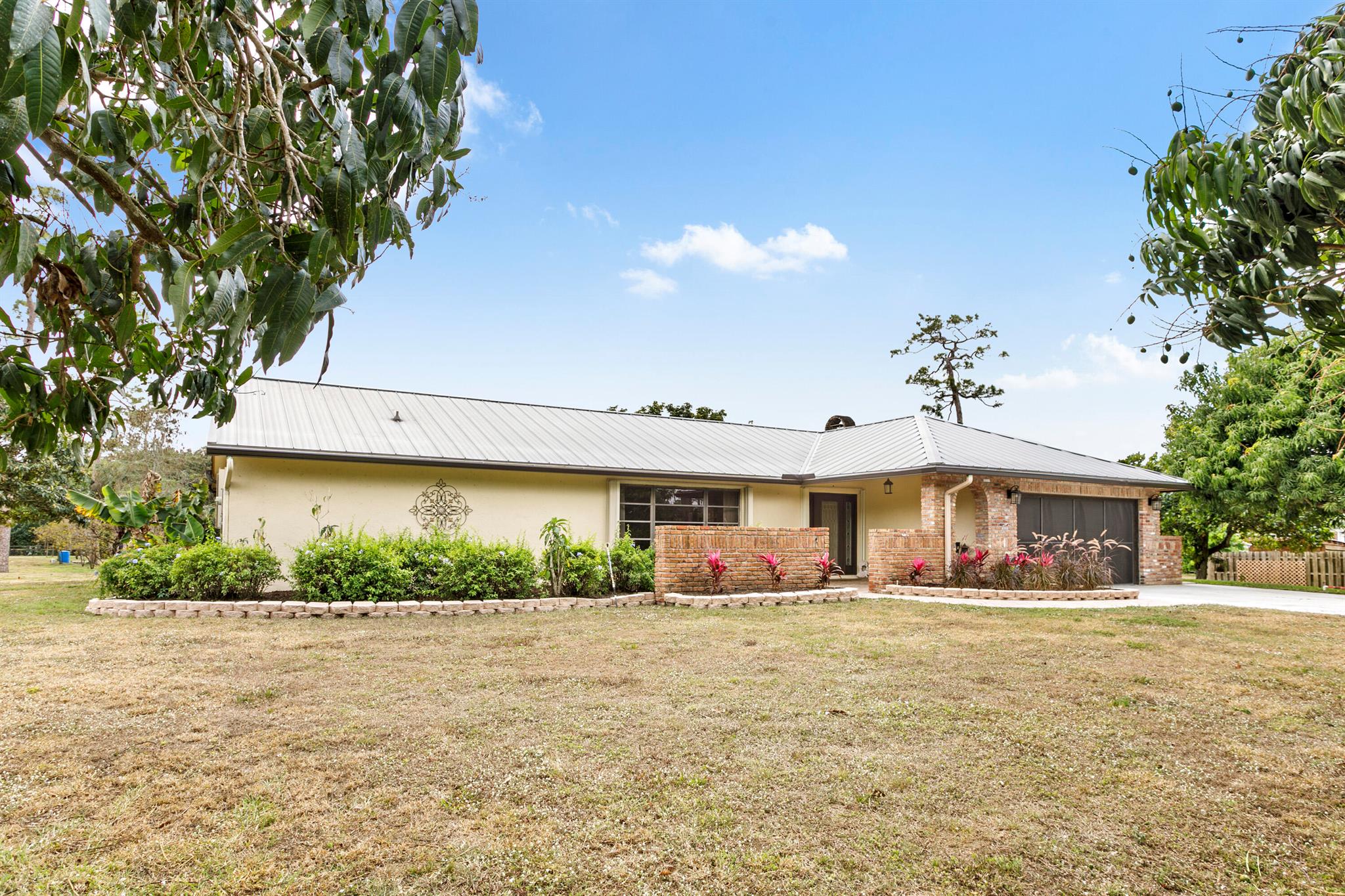 13650 6th Court N Property Photo