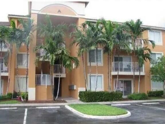 6936 SW 39 Street 304d Property Photo 1