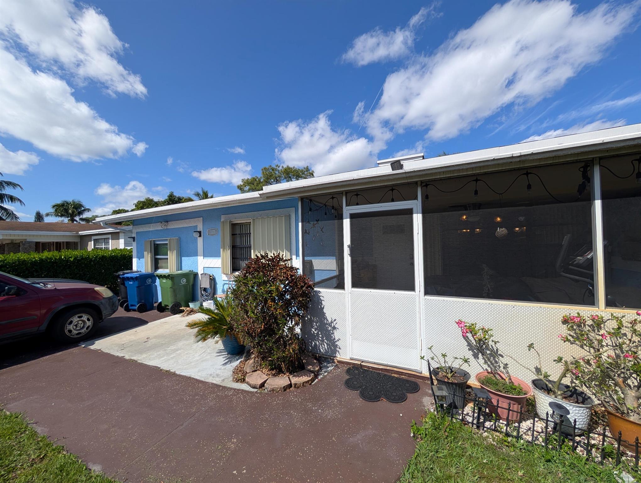 3171 Jackson Boulevard Property Photo 2