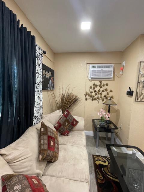 3171 Jackson Boulevard Property Photo 19