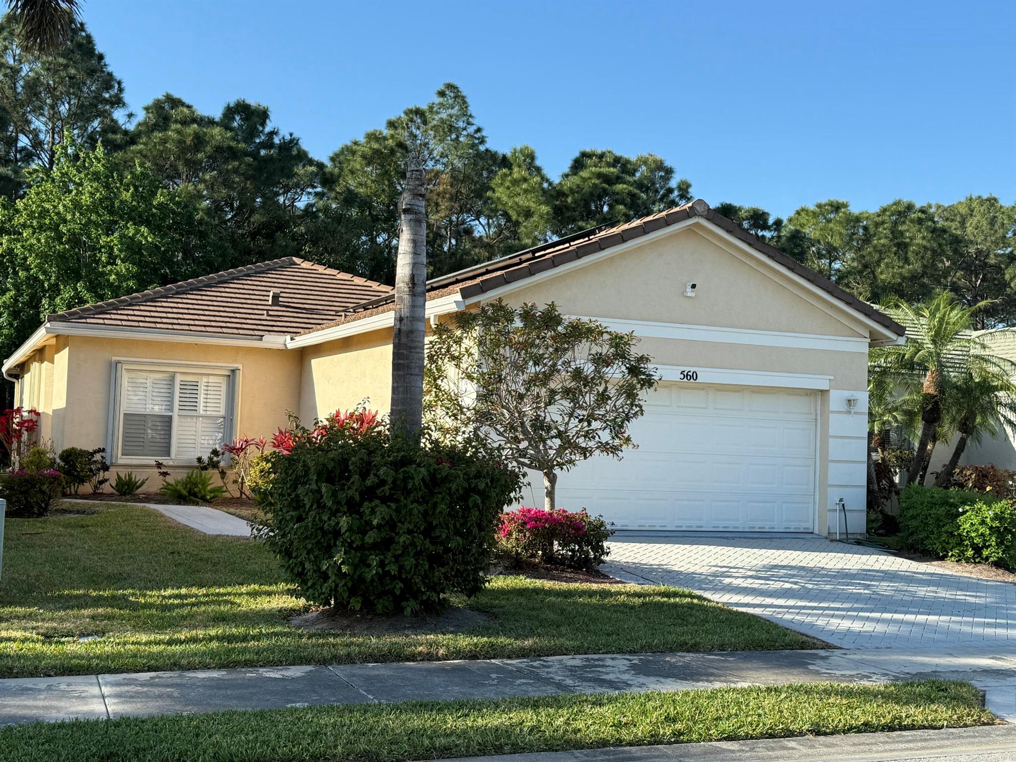 560 Sw Indian Key Drive S Property Photo 1