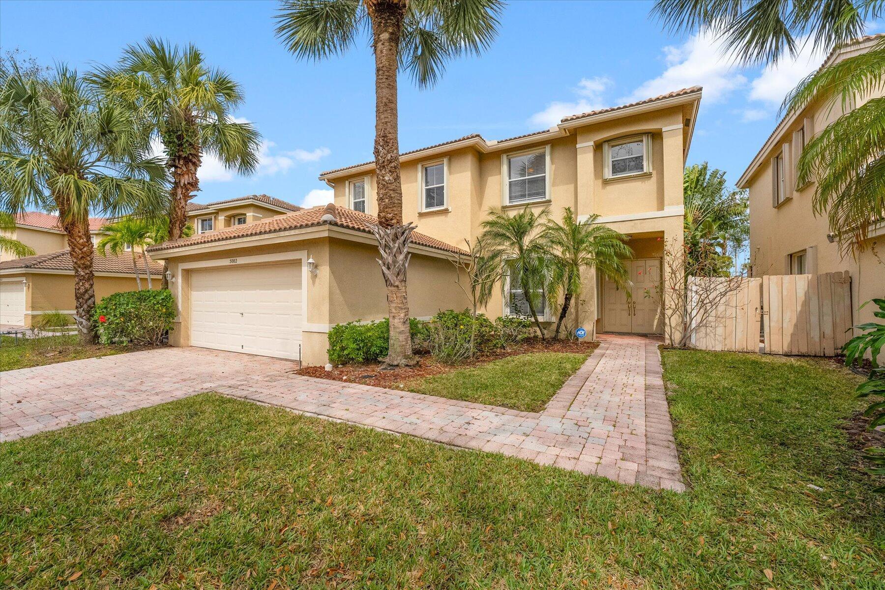 5002 Victoria Circle Property Photo 1