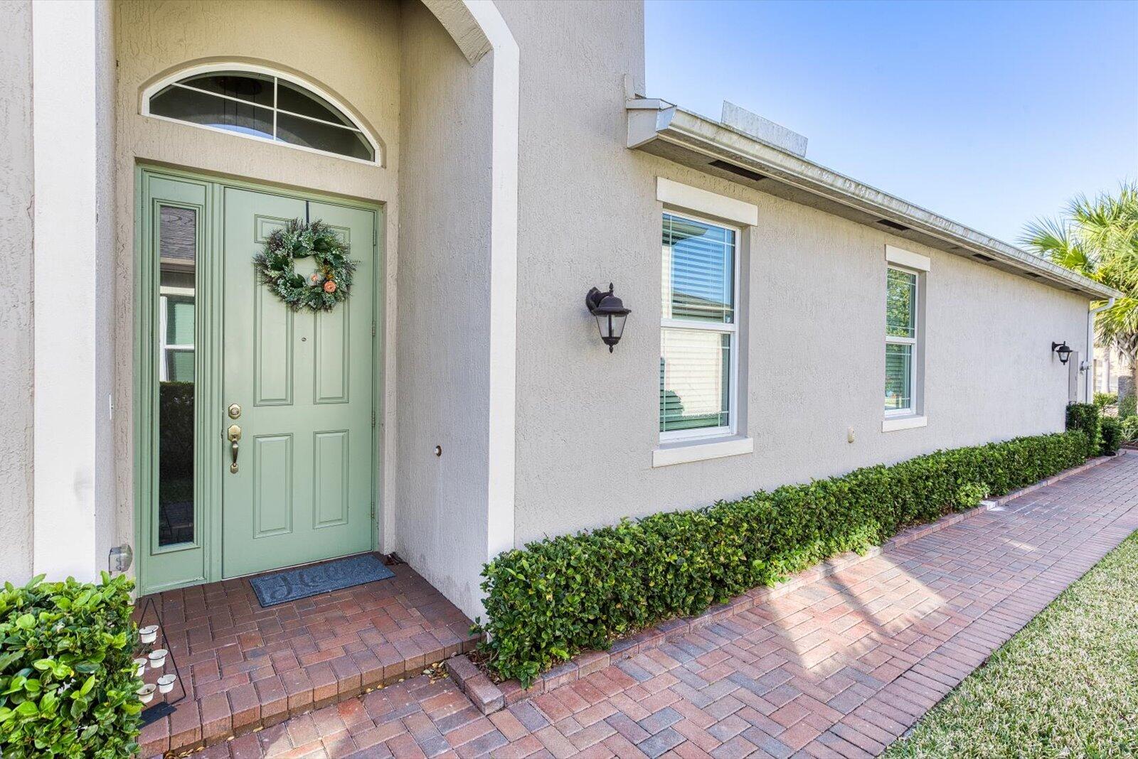 12802 Sw Lake Fern Circle Property Photo 1