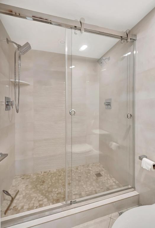 2701 N Ocean Boulevard E504 Property Photo 22