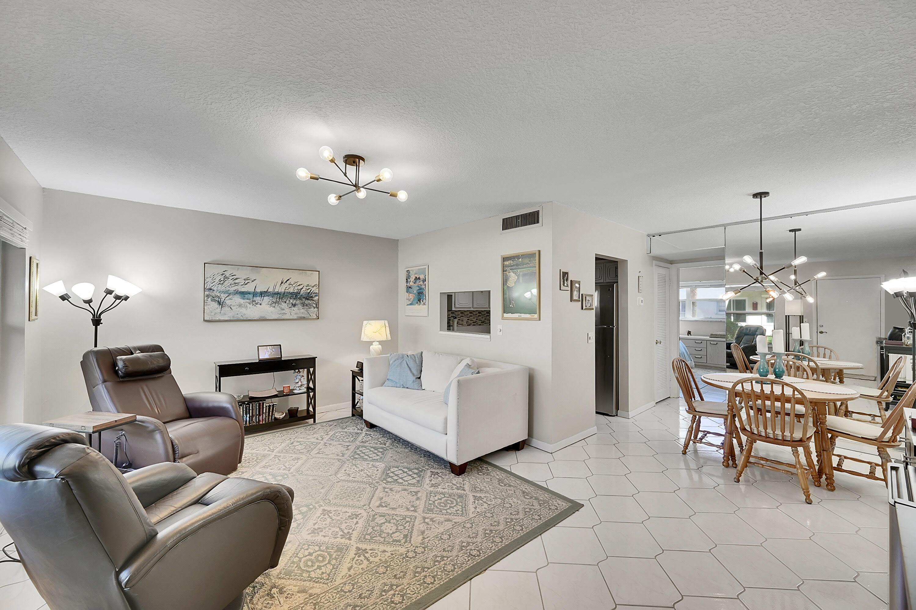 632 Snug Harbor Drive D3 Property Photo 4