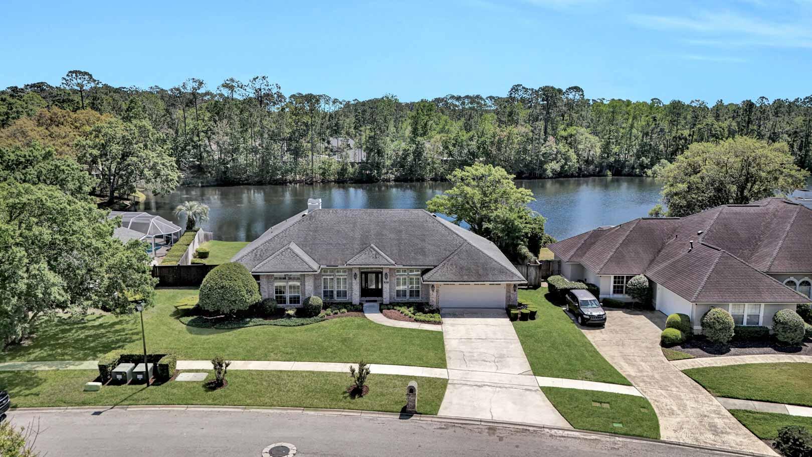 1825 Plantation Oaks Drive Property Photo