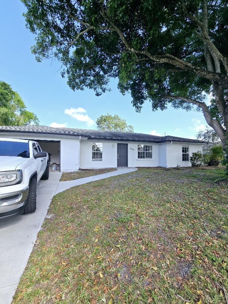 2201 Se Rich Street Property Photo 1