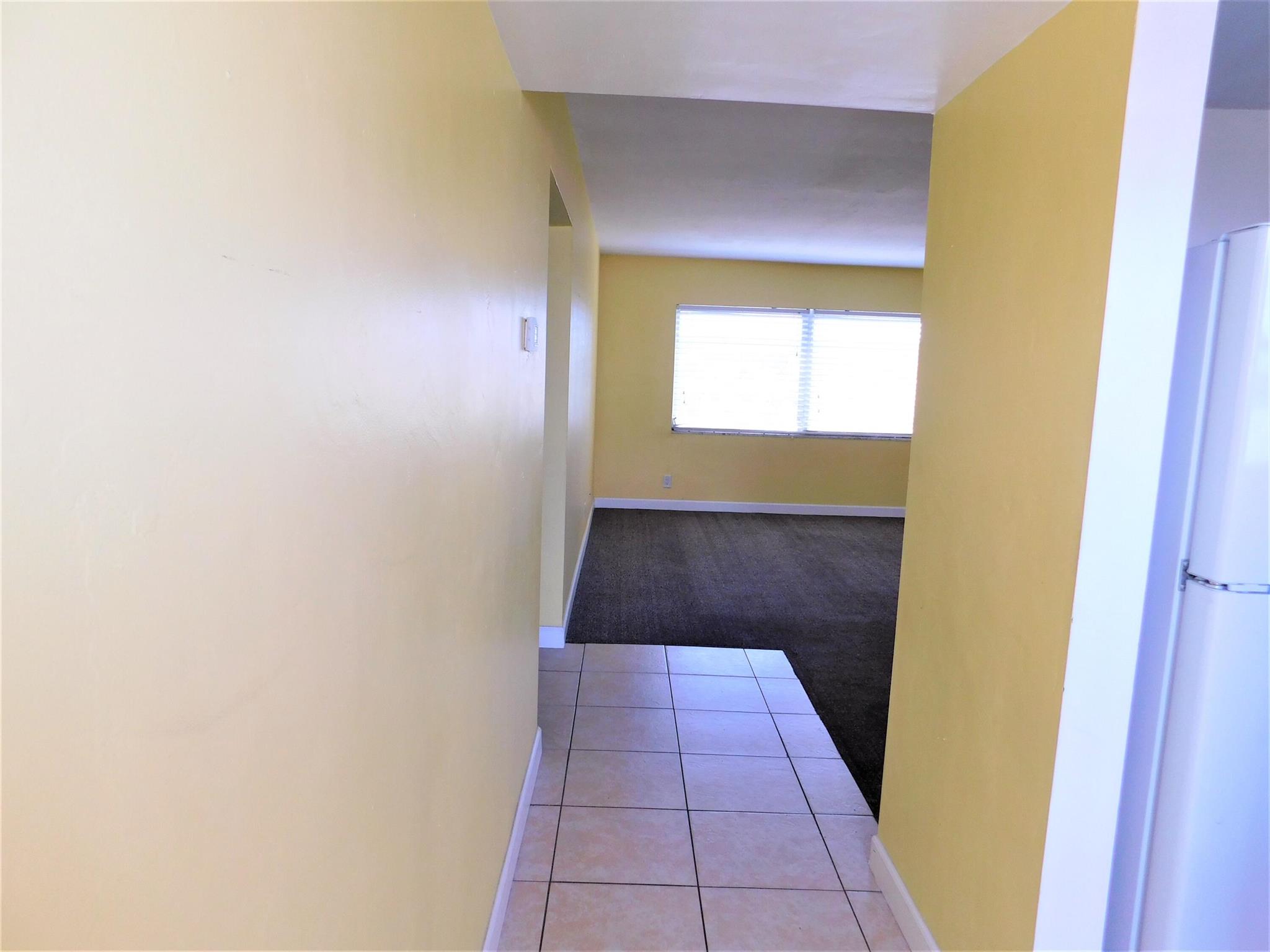 761 Hummingbird Way 205 Property Photo 2
