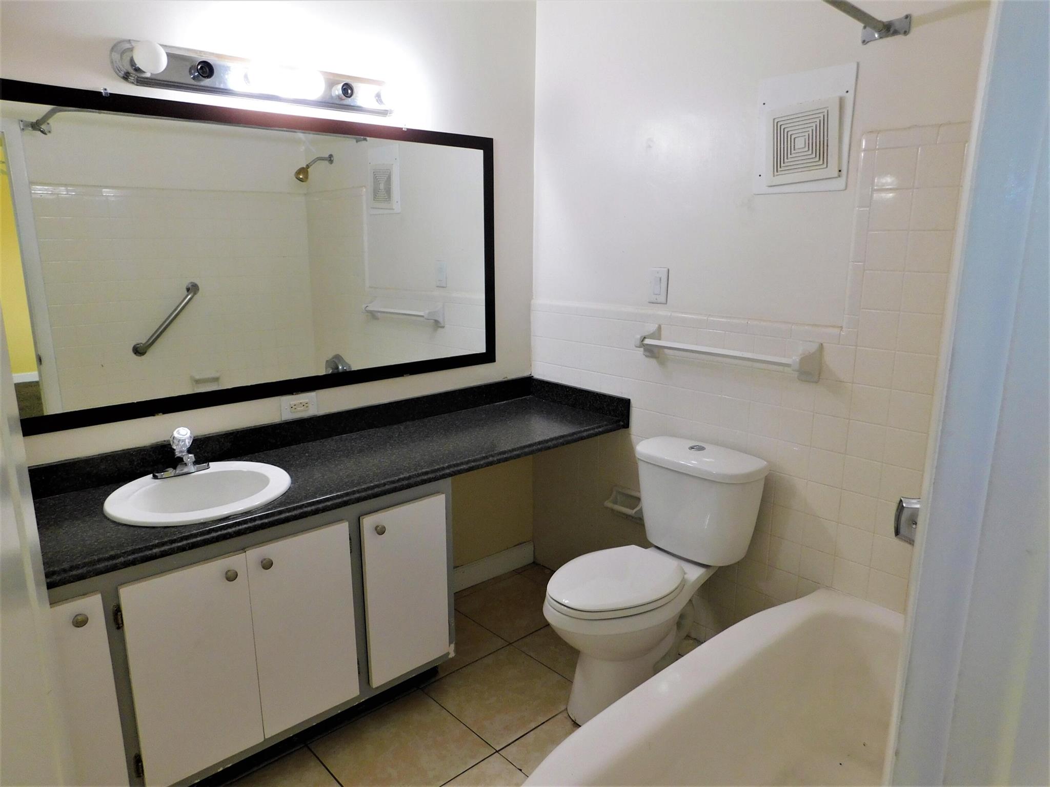 761 Hummingbird Way 205 Property Photo 7