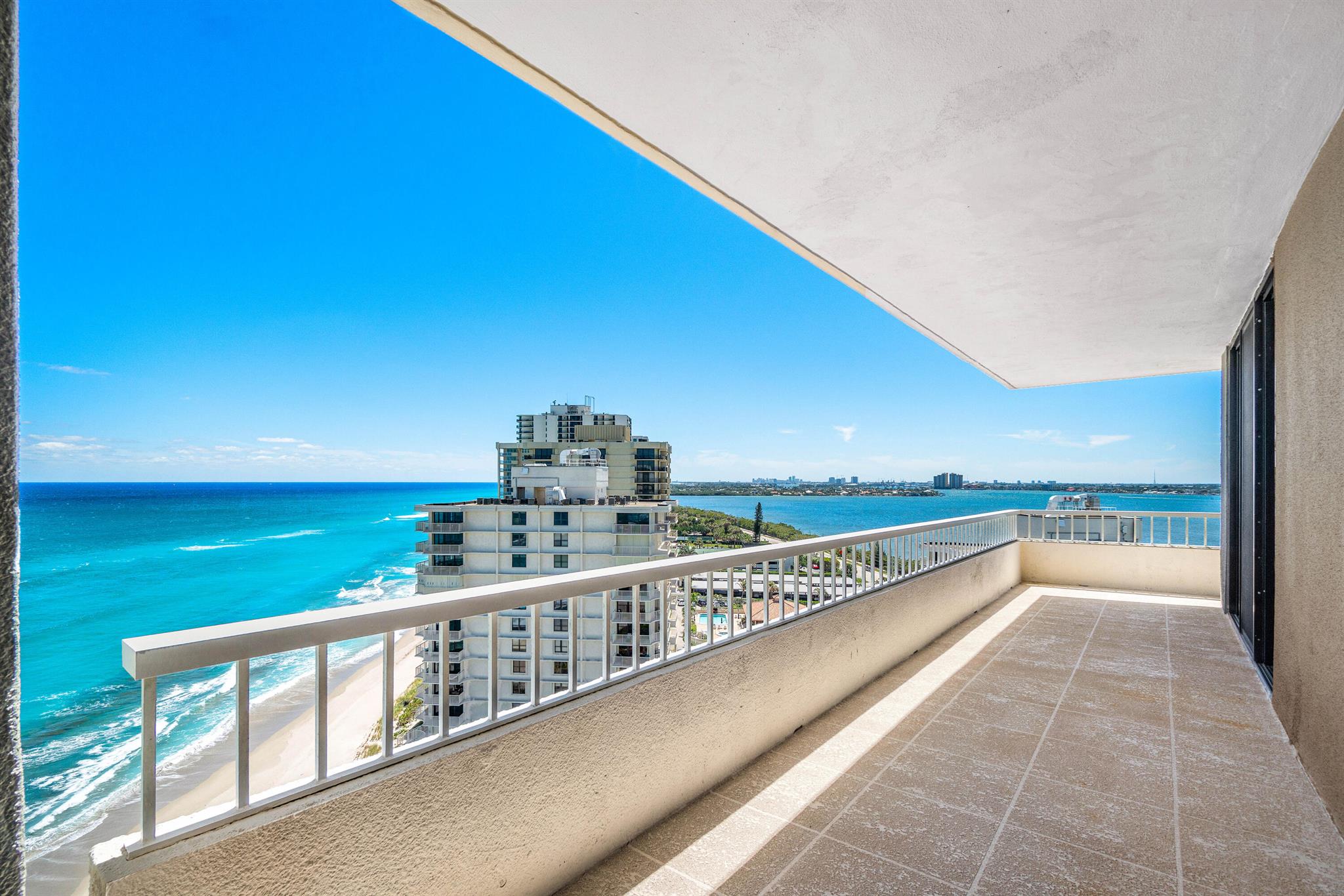 5510 N Ocean Drive 15-b Property Photo 15