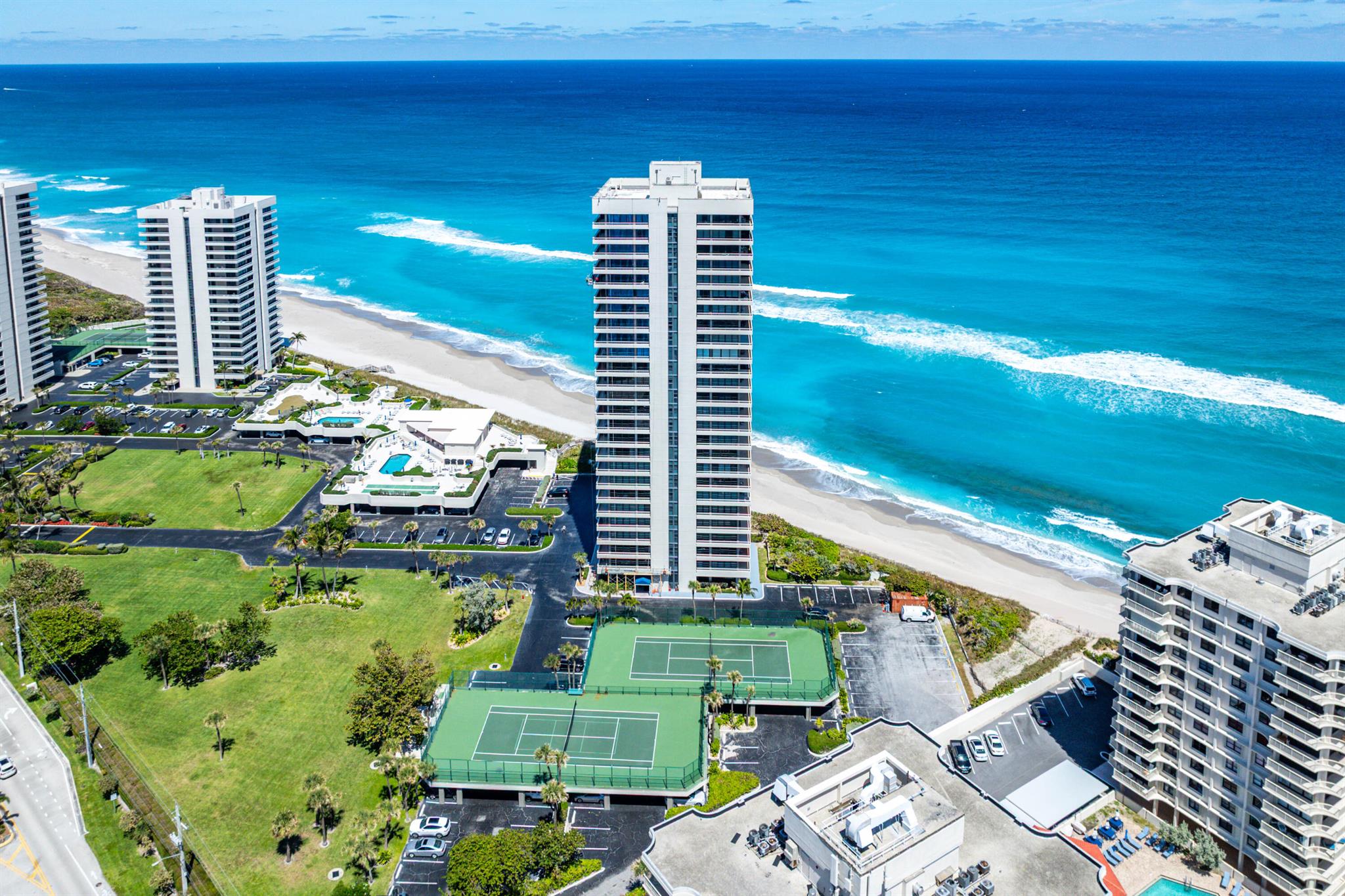 5510 N Ocean Drive 15-b Property Photo 39