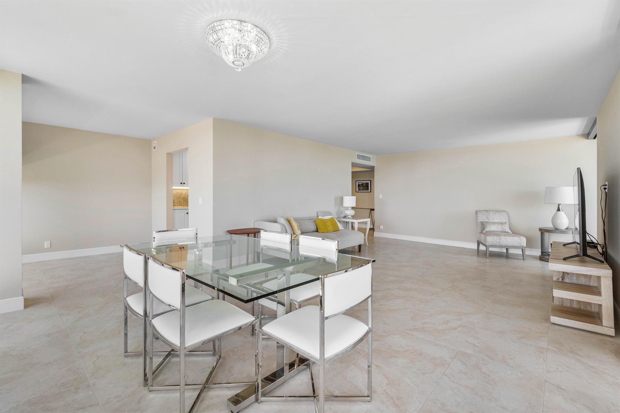 5510 N Ocean Drive 15-b Property Photo 53