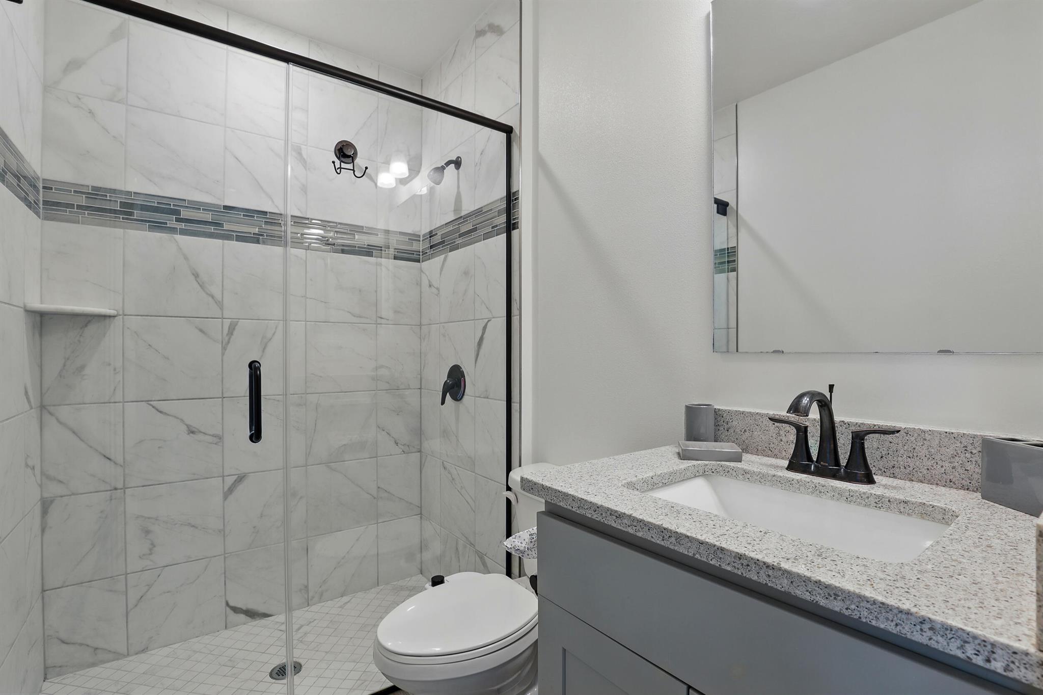 1041 Sw Dartmouth Avenue Property Photo 11