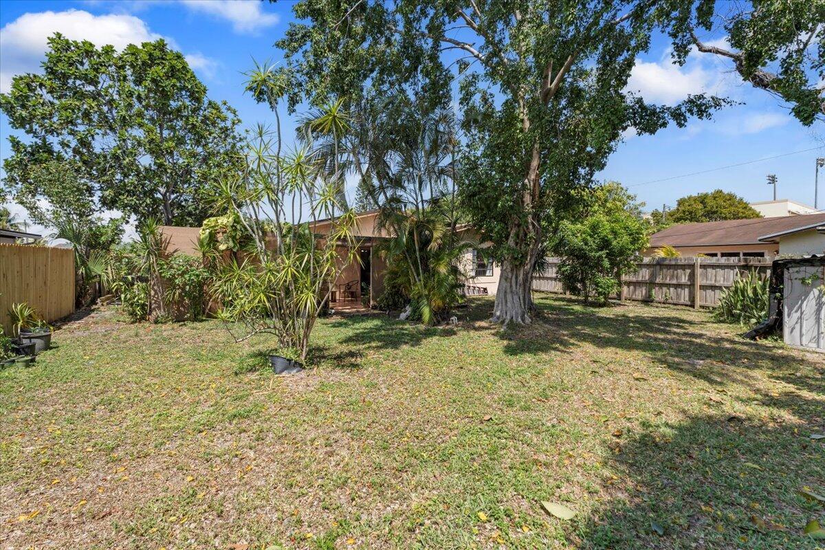 2910 Sw 11th Street Property Photo 36