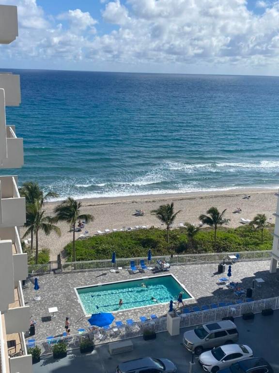 3221 S Ocean Boulevard 901 Property Photo 1
