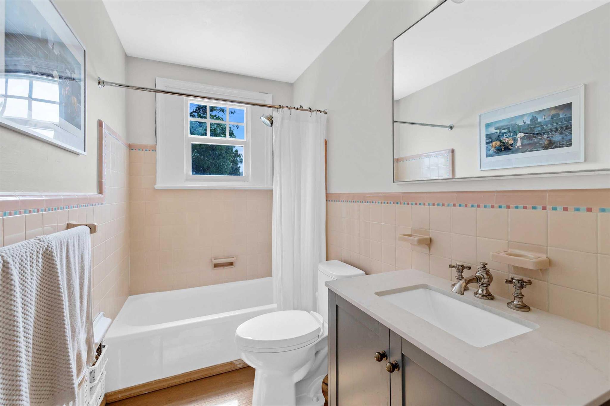 500 N Victoria Park Road Property Photo 17