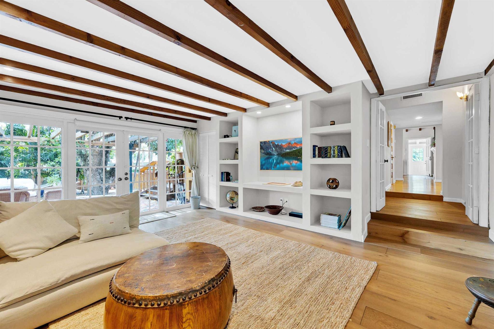 500 N Victoria Park Road Property Photo 49