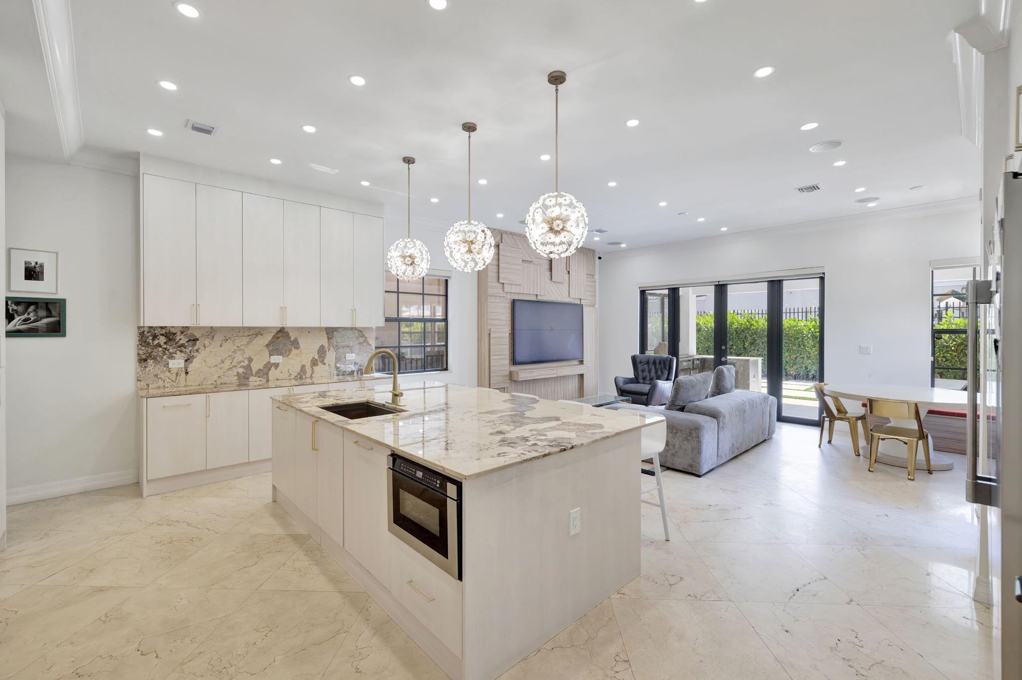 3533 Forest View Circle Property Photo 17