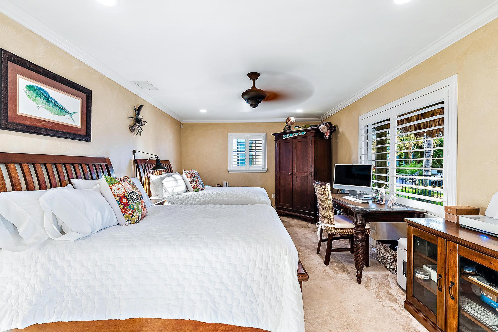14077 Paradise Point Road Property Photo 29
