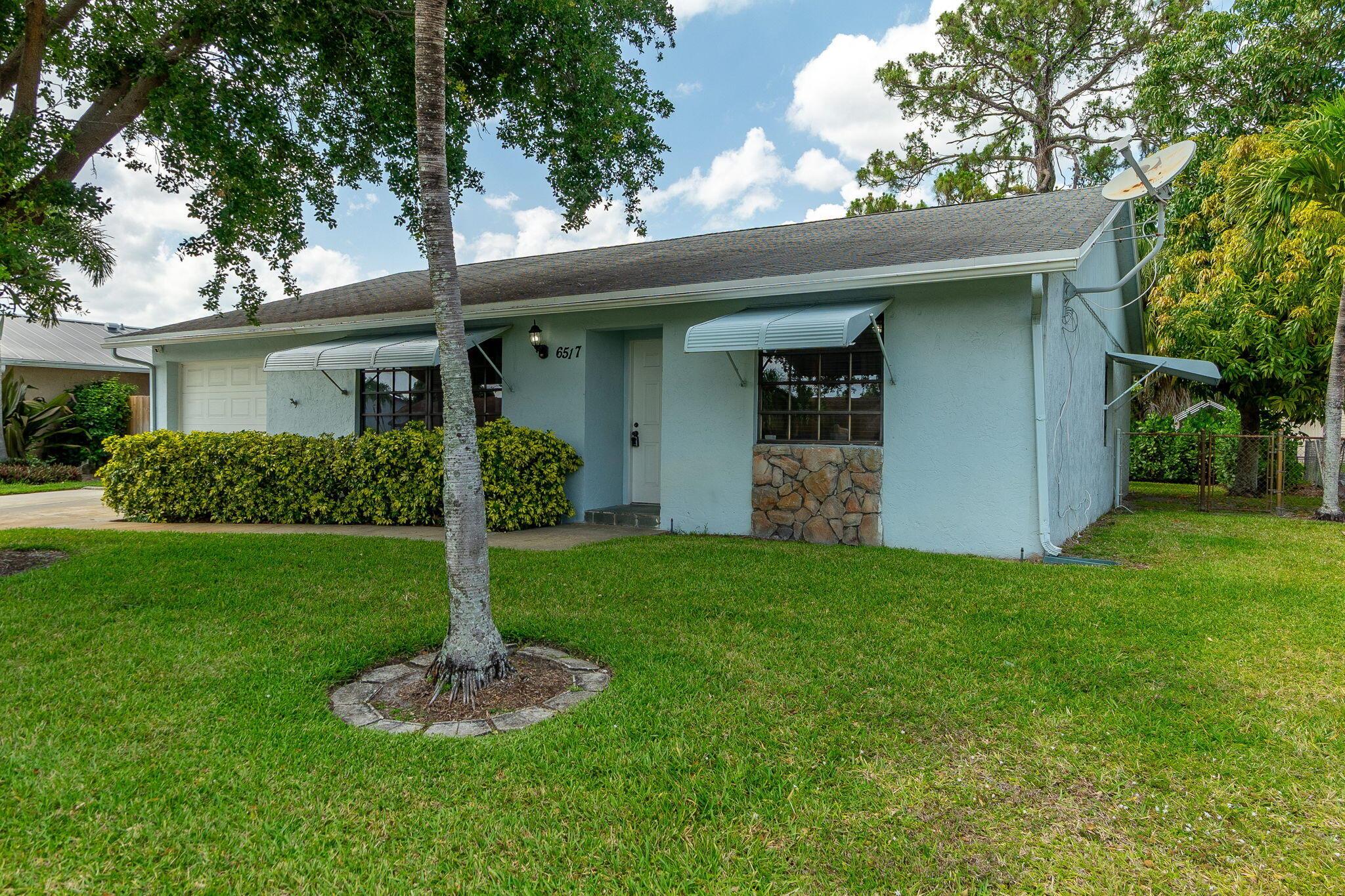 6517 Ramblewood Circle Property Photo 3