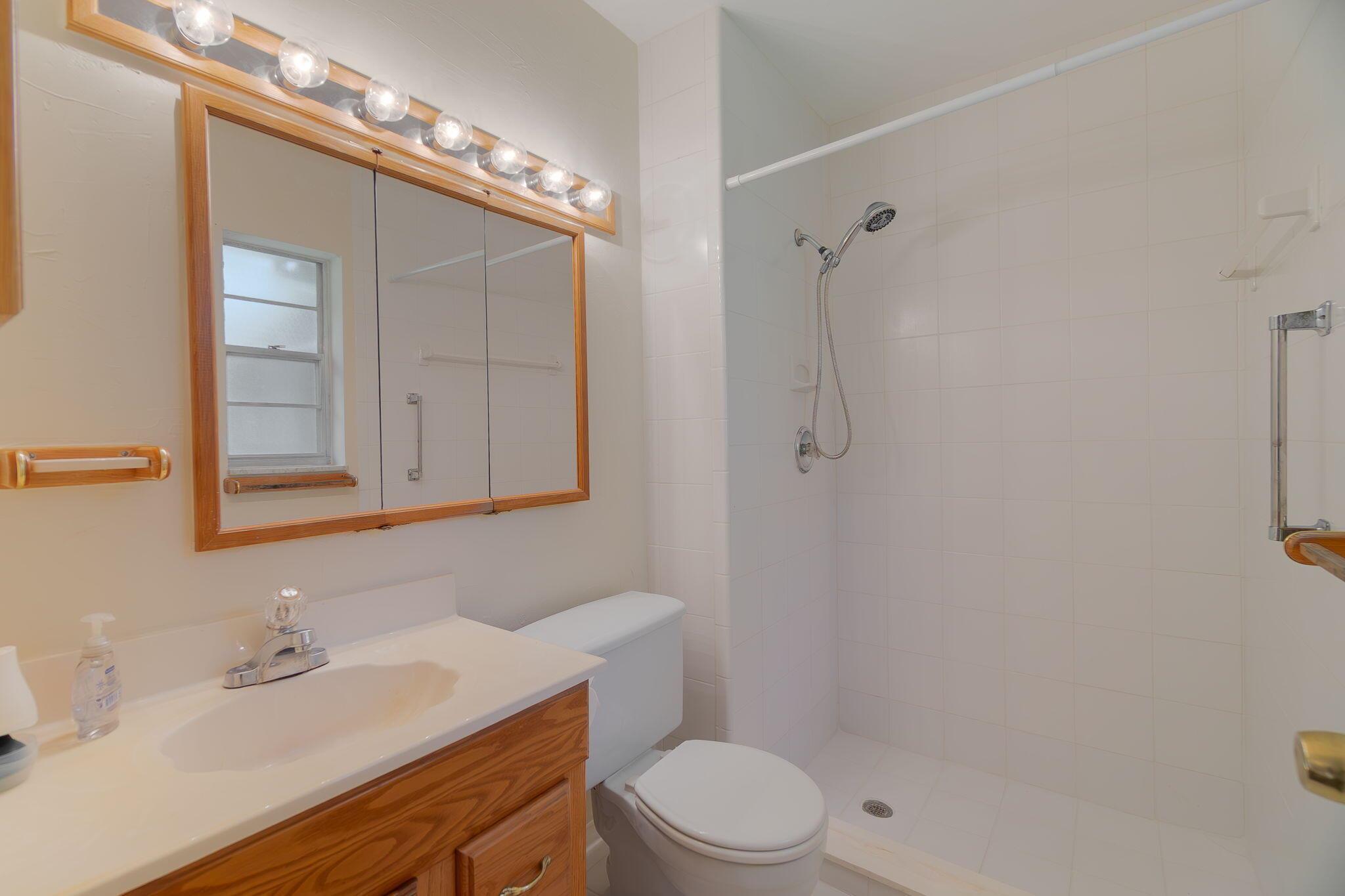 6517 Ramblewood Circle Property Photo 23