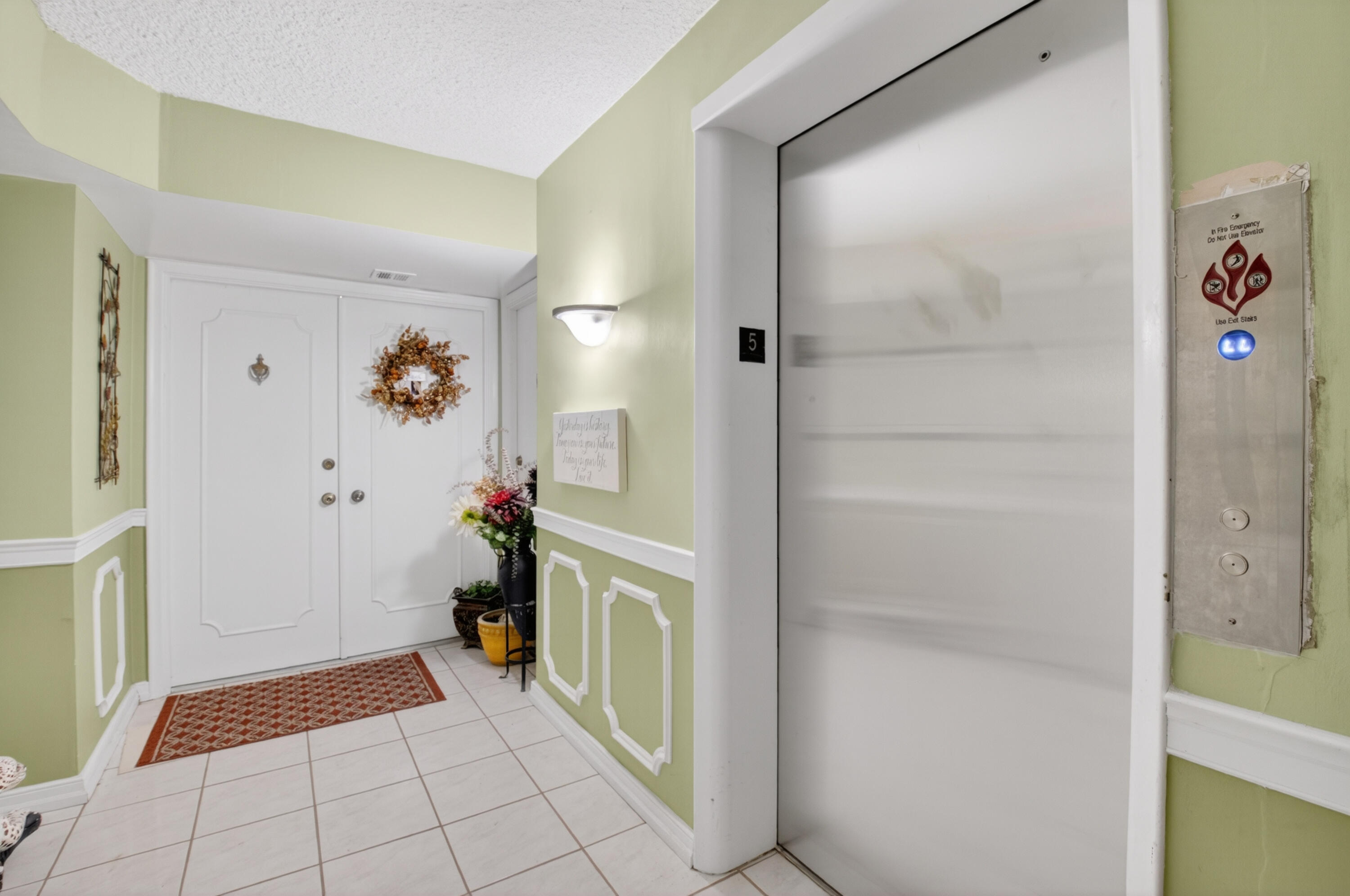 1180 S Ocean Boulevard 5c Property Photo 13