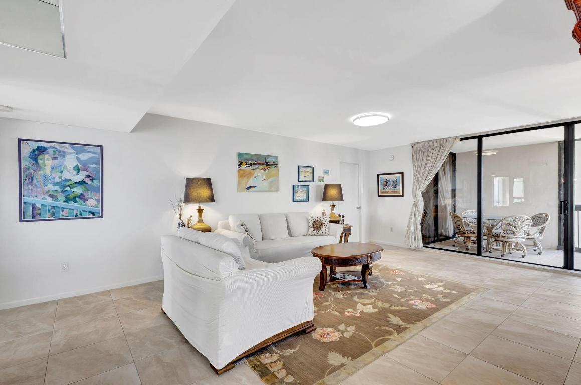 5380 N Ocean Drive 15 A Property Photo 11