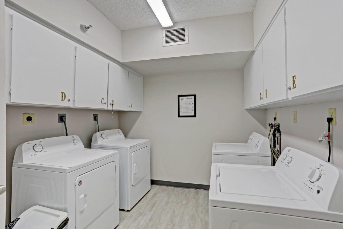 5380 N Ocean Drive 15 A Property Photo 21
