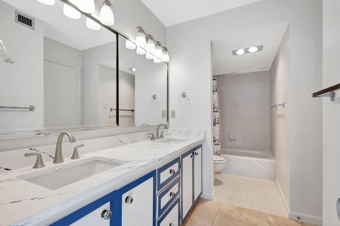 5380 N Ocean Drive 15 A Property Photo 44