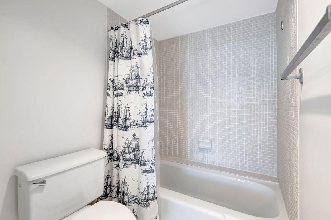 5380 N Ocean Drive 15 A Property Photo 45