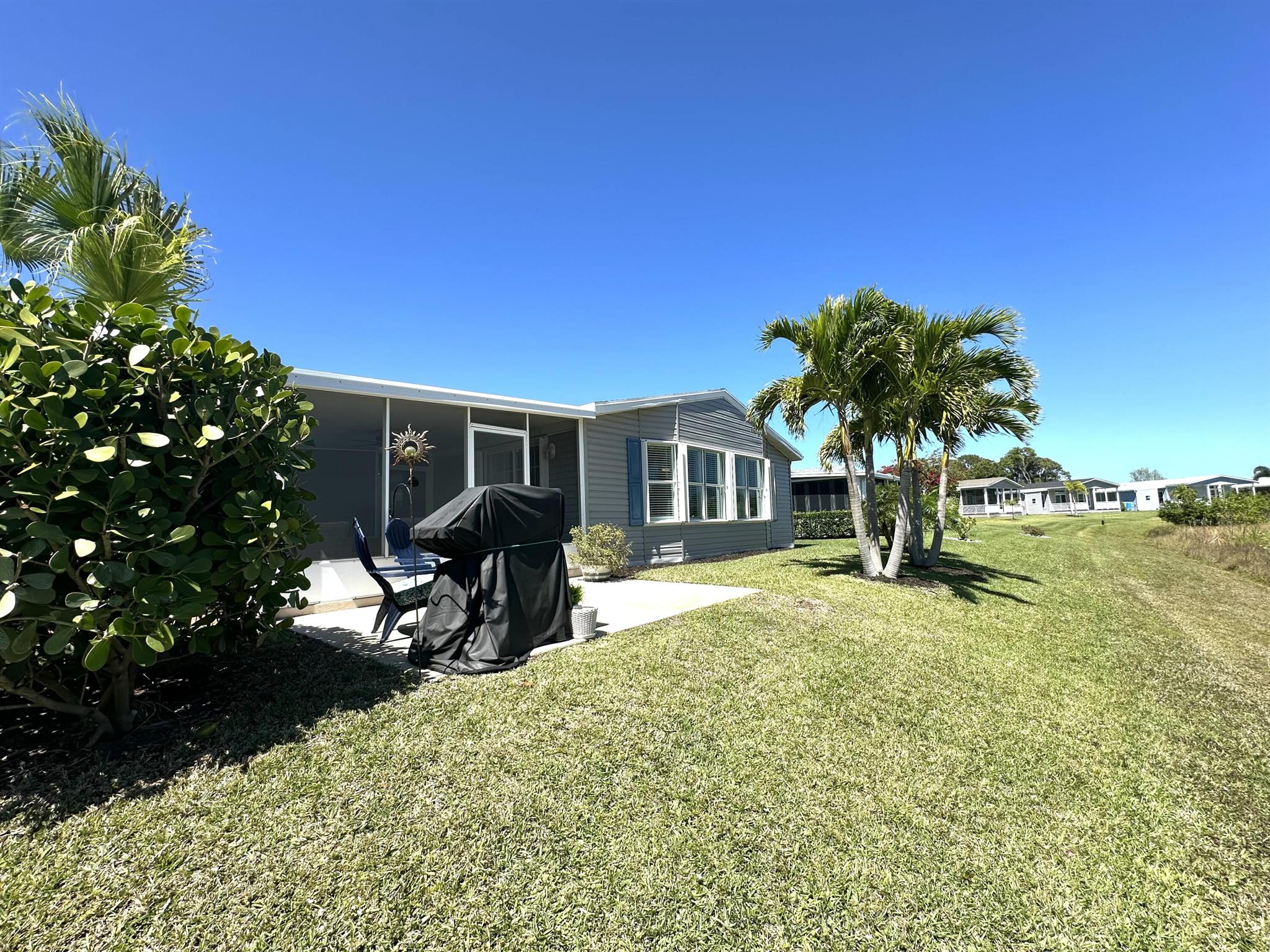 7728 Mcclintock Way Property Photo 33
