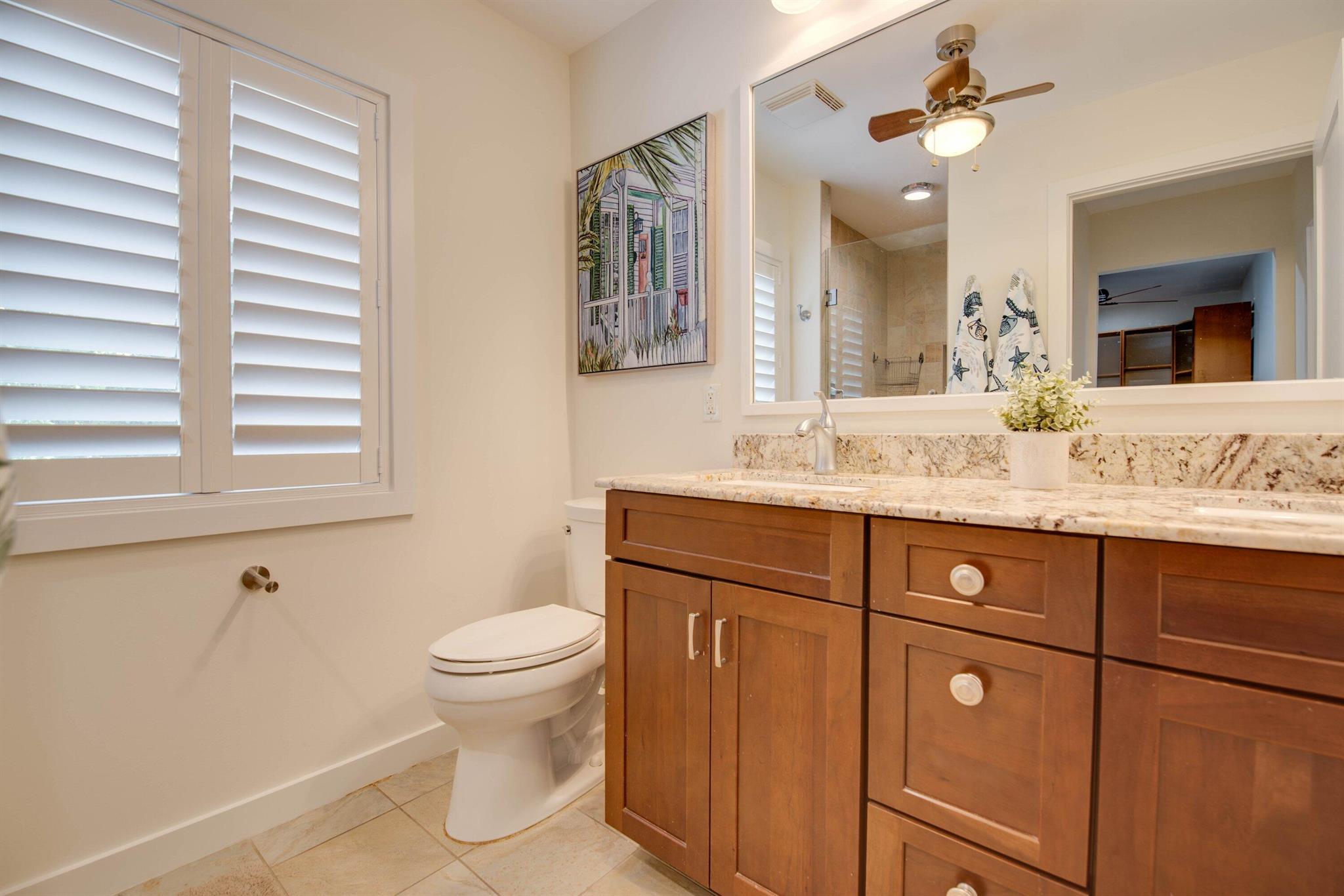 3359 Riviera Drive Property Photo 12