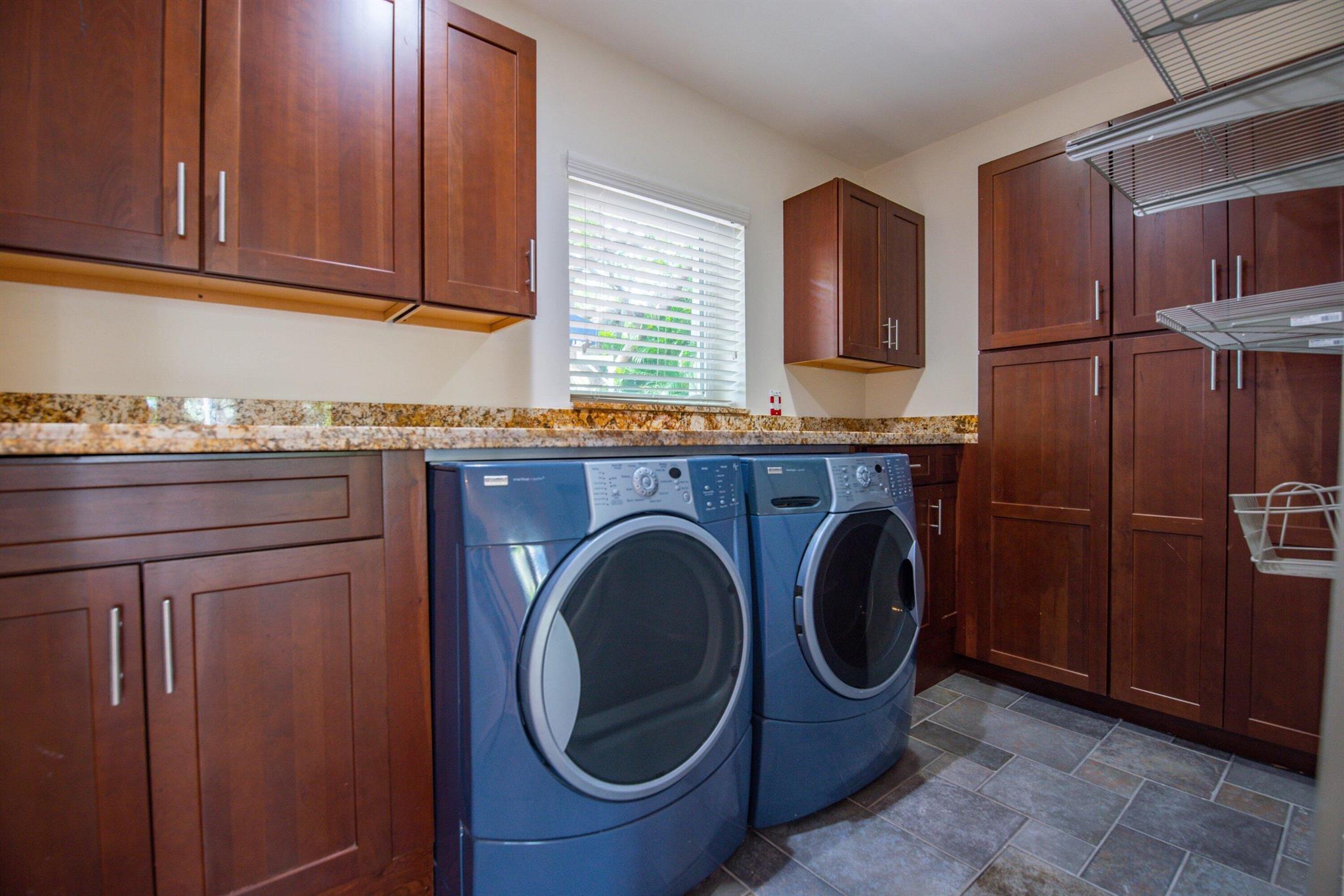 3359 Riviera Drive Property Photo 23