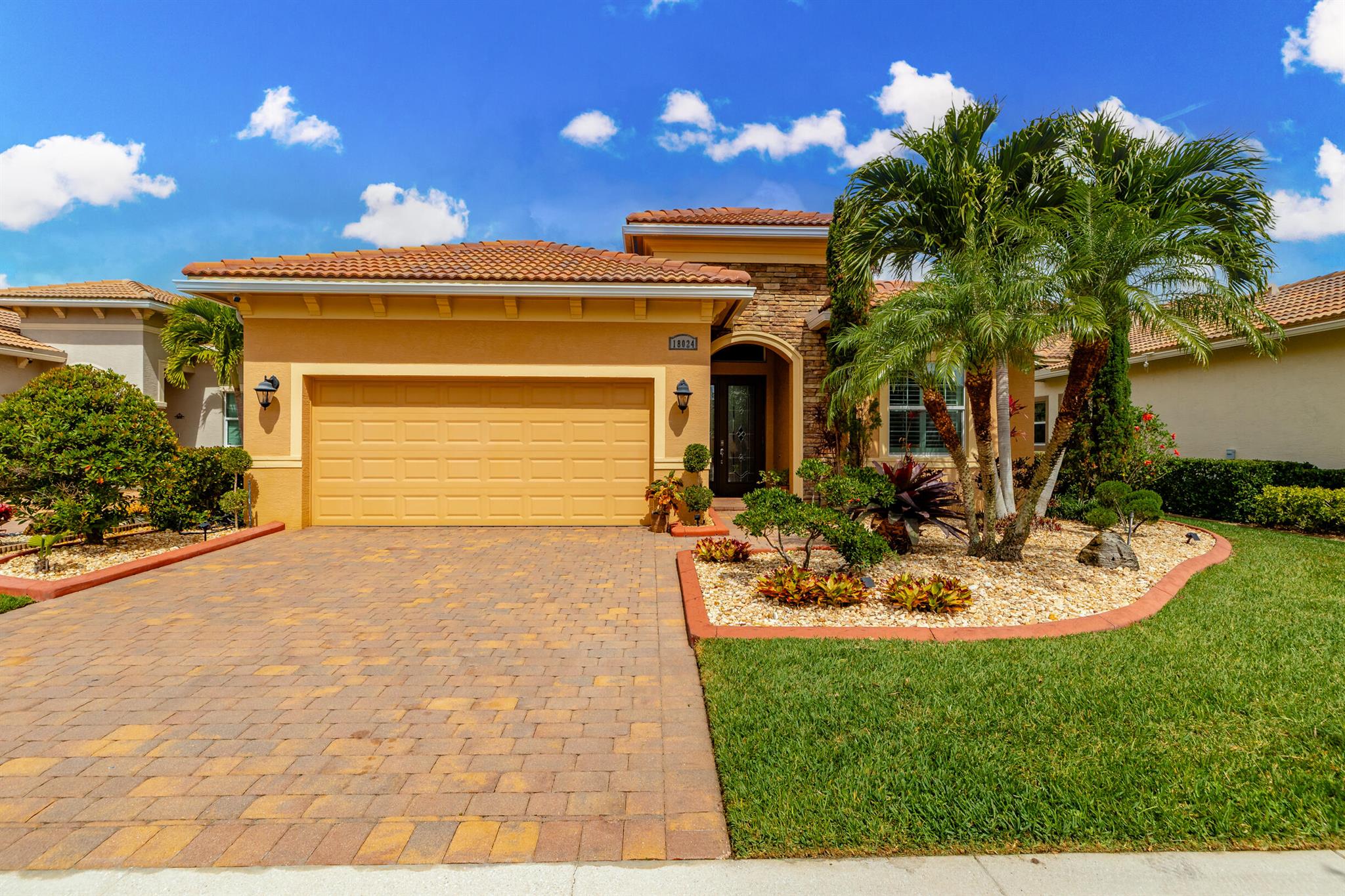 18024 Sw Cosenza Way Property Photo 1