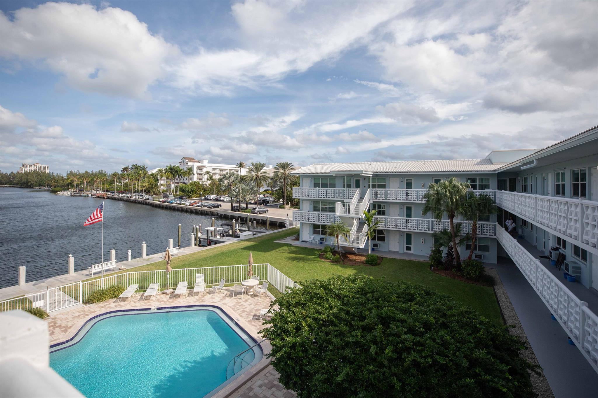 1850 S Ocean Drive 318 Property Photo 20