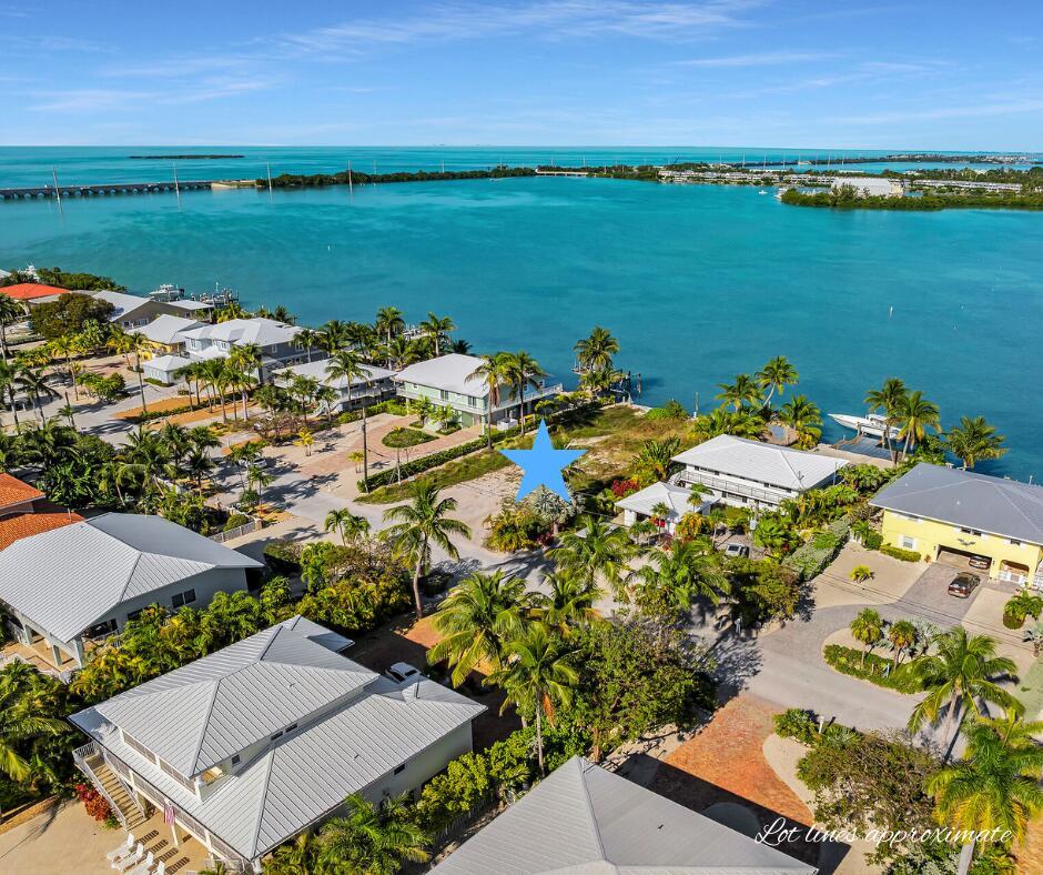 421 Harbour Drive Property Photo 8
