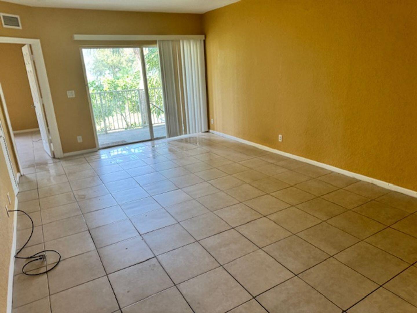 1161 Golden Lakes Boulevard 1314 Property Photo 1