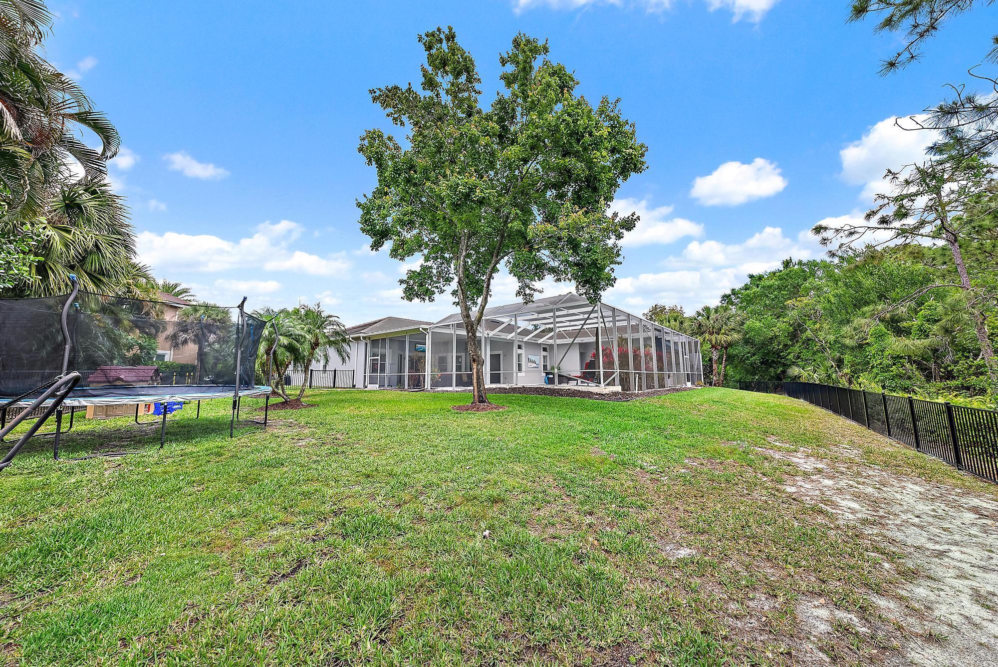 5053 Sw Saint Creek Drive Property Photo 15